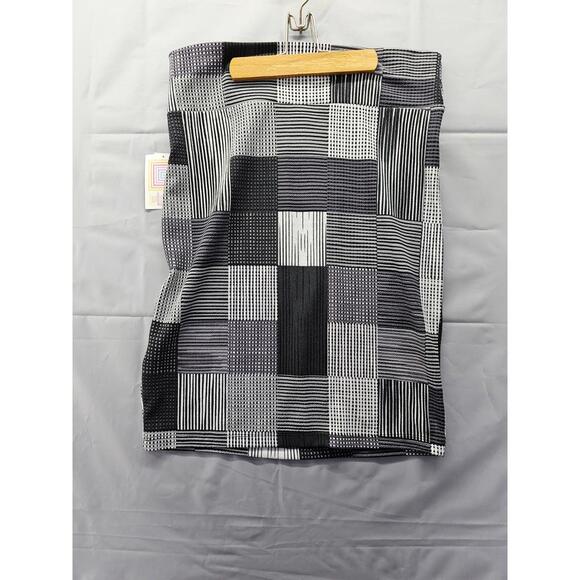 LulaRoe Cassie Skirt Geometric Black White Stretch Pencil Style Size XL NWT - Picture 1 of 3